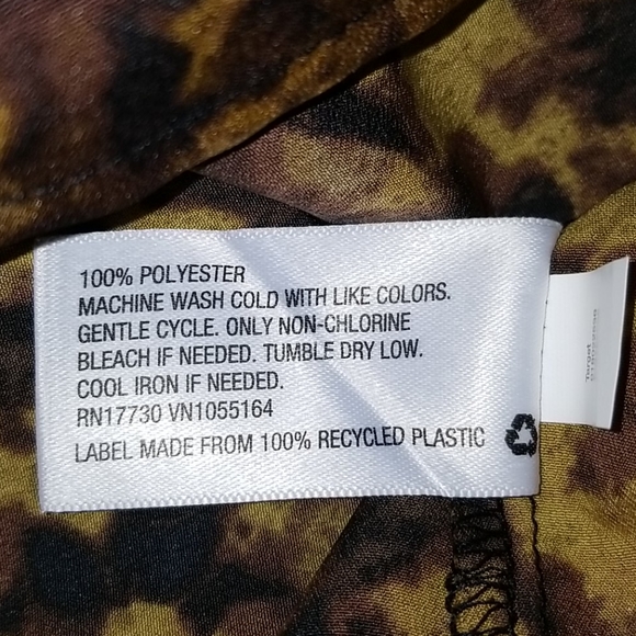 Women Blouse - Picture 6 of 6